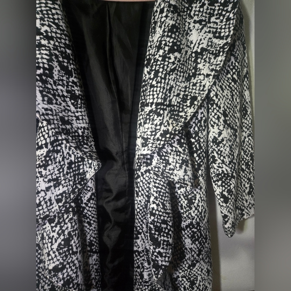 Calvin Klein Cascading Collar 3/4 Sleeves Open Blazer Women's Size 6 - Picture 3 of 7